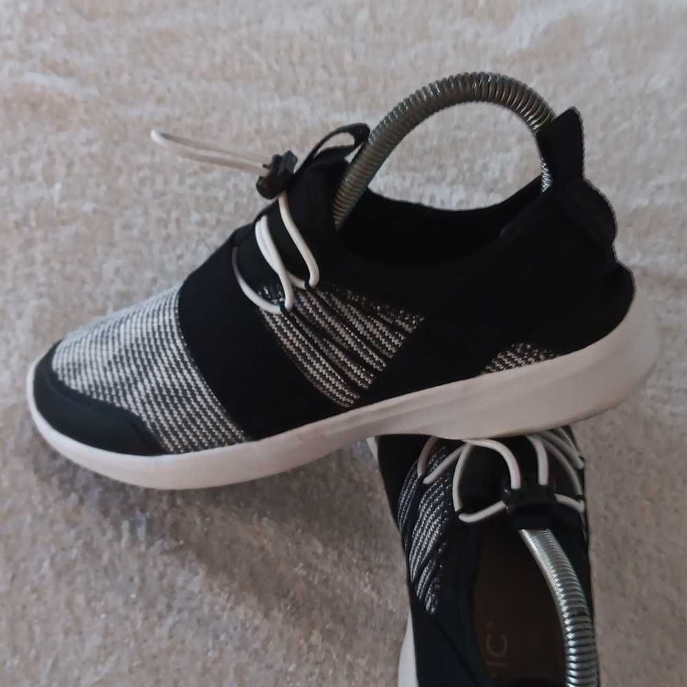 NWOT Vionic Alaina Comfort Slip On Athletic Shoes - Picture 11 of 16
